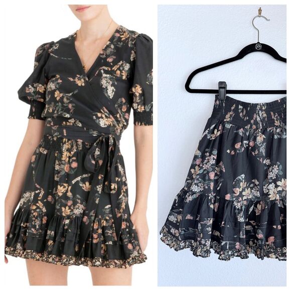 NWT Secret Mission Cape Town Bleeker Flare Skirt in Black Mix Floral Size S - Picture 1 of 14
